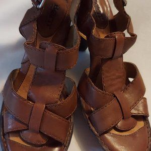Born Chunky Heel Clogs Ladies Size 9